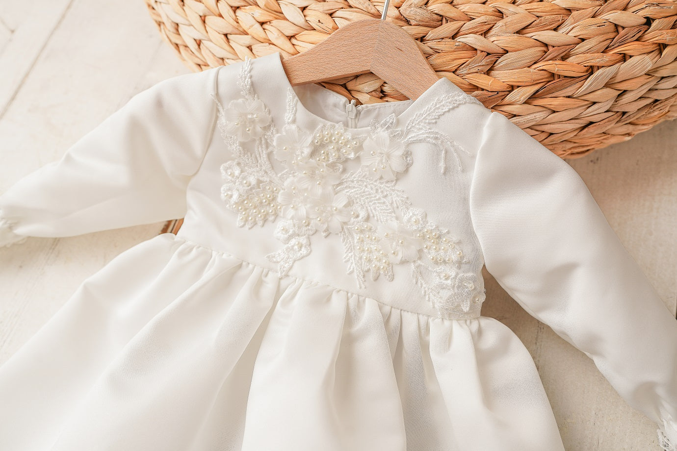 Rochie cu dantela, Dorothy