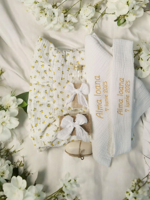 Trusou din muselina pentru botez, cu volanas, Yellow Flowers