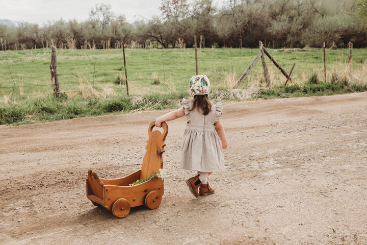 Rochita Pinafore - In Prespalat, Sand